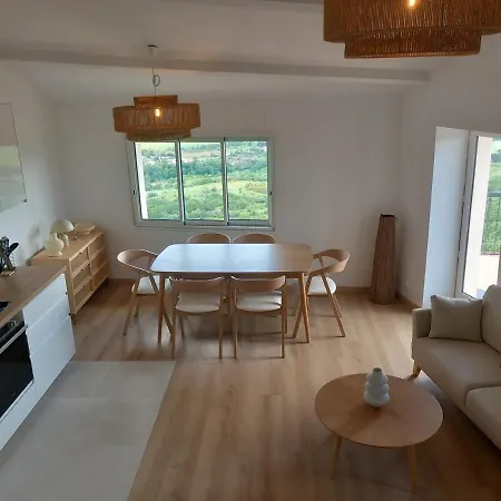 Panoramique, Clim, Terrasse, 6 Personnes * Lacoste (Herault)